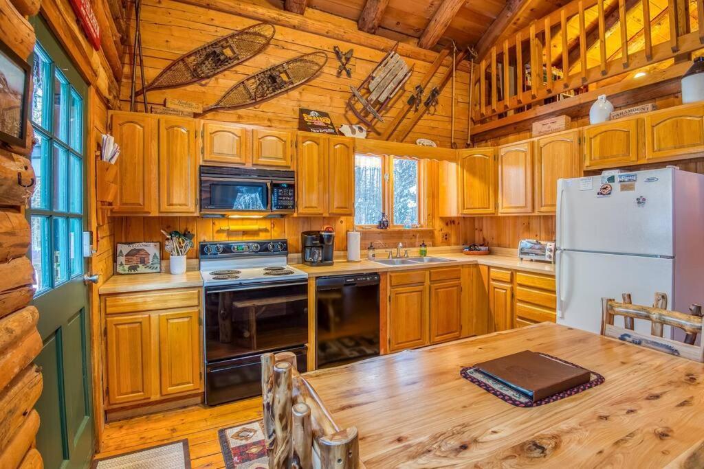 Family-Focused & Pet-Friendly Log Cabin With 4Br 2Ba Sleeps 10 Bethlehem Exterior foto
